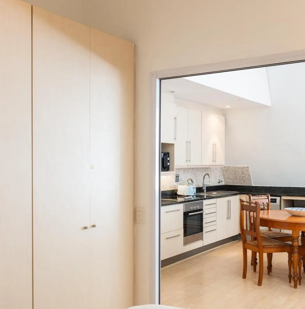 Daire Spacious & Light, City Centre Free Parking Ac Cape Town